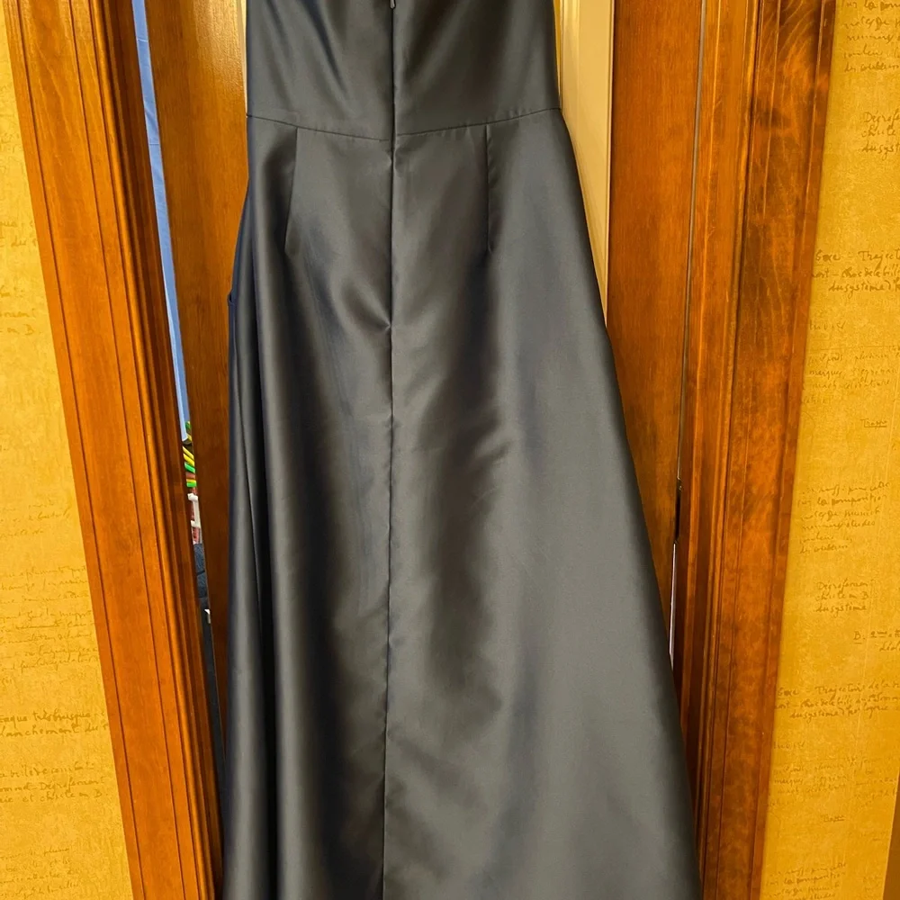 Alfred Sung brand bridesmaid dress - Picture 3 of 4
